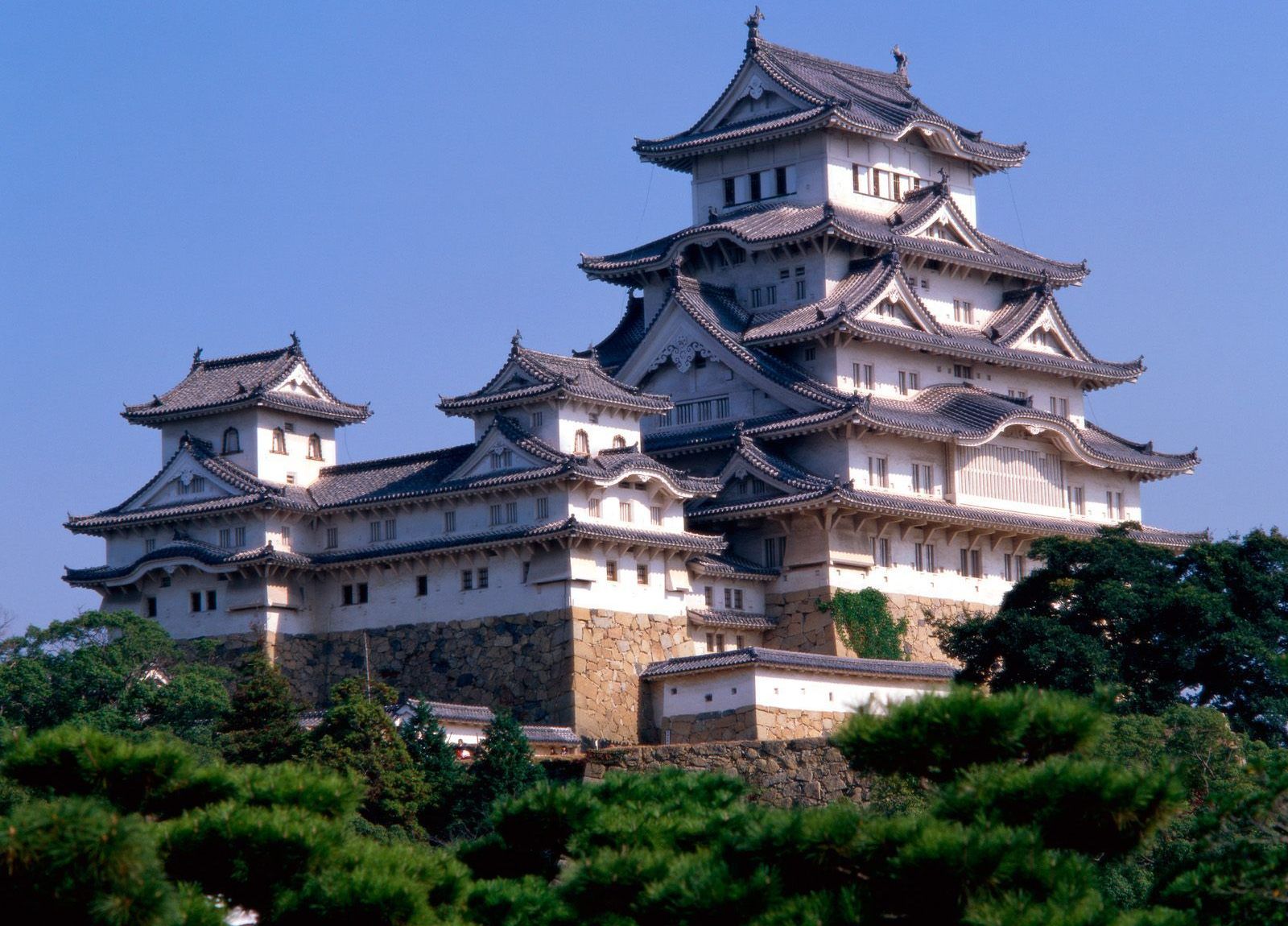Himeji_Castle_Himeji_Japan.jpg